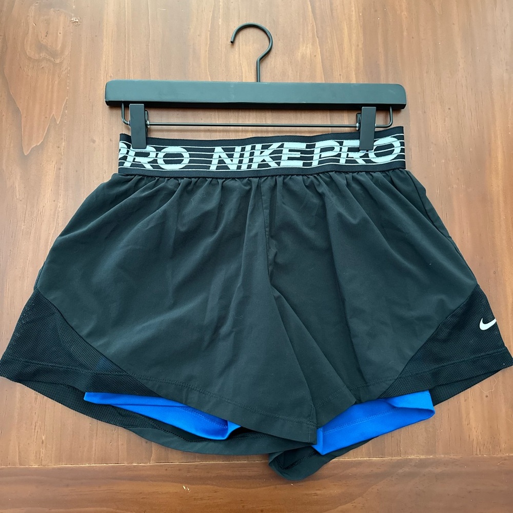 Nike pro athletic shorts, size small
